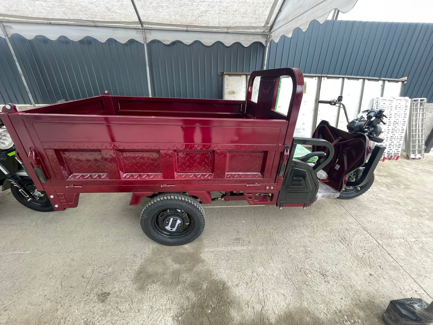 DEMO MASKIN LiFR C700H (Hydraulisk tipp 600kg)